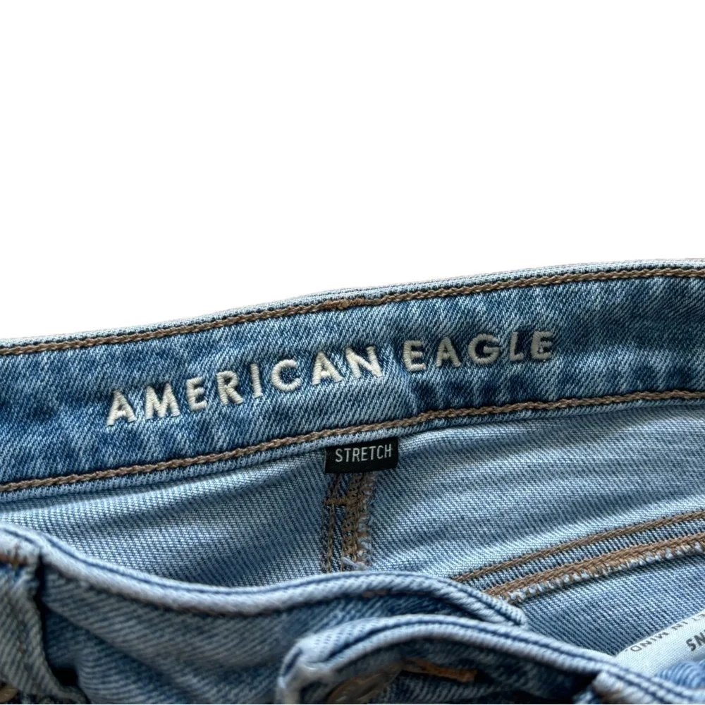 American Eagle AEO Women's •Size 2 Short• Mom Jean - Picture 5 of 7